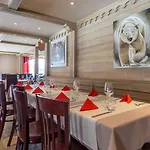 Sun Valley شقة فندقية 4*