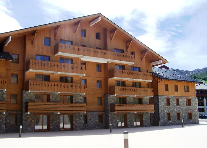 Sun Valley アパートホテル ラ・プラーニュ