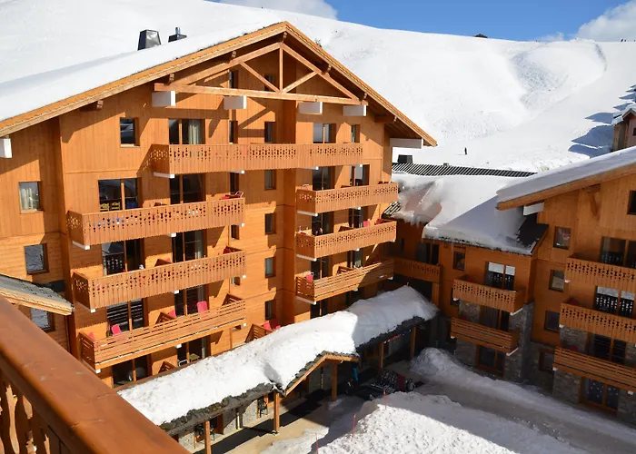 アパートホテル Sun Valley ラ・プラーニュ